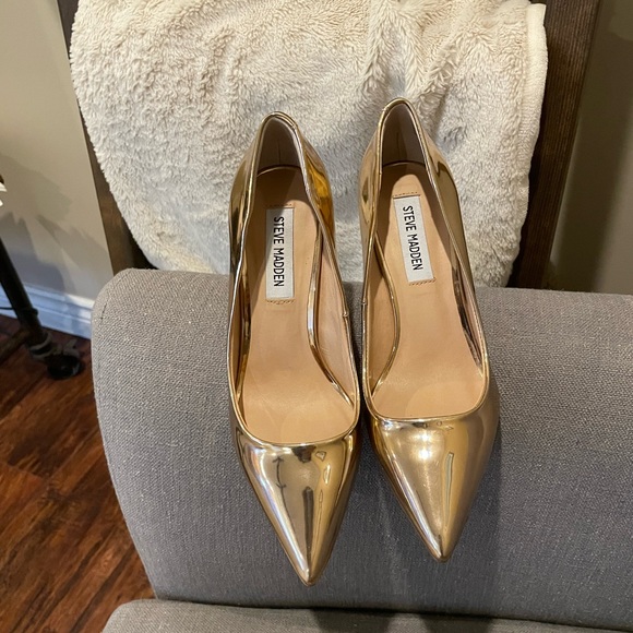 New metallic Steve Madden heels - Picture 5 of 5